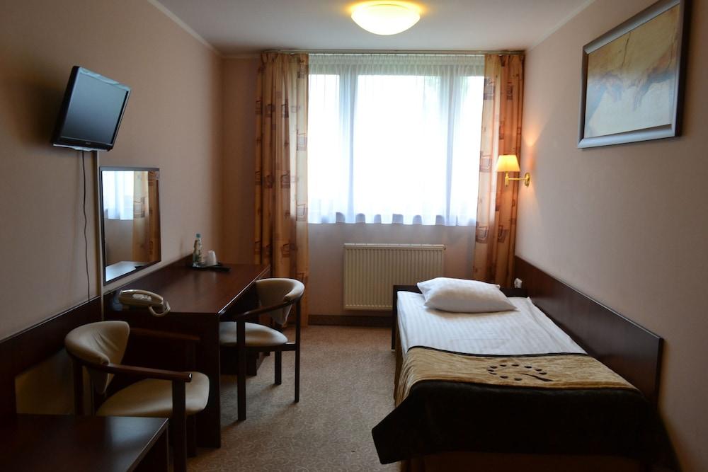 Boutique Hotel's Kwiska - Legnicka 3*