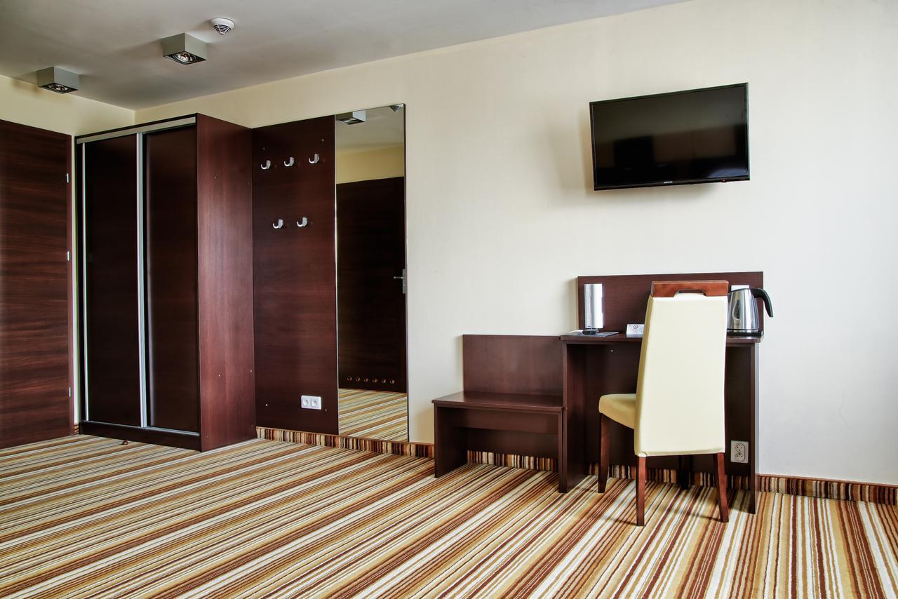 Boutique Hotel's Kwiska - Legnicka Aparthotel 3*