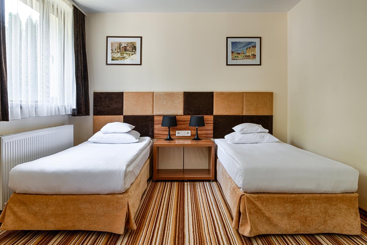 Boutique Hotel's Kwiska - Legnicka Aparthotel 3*