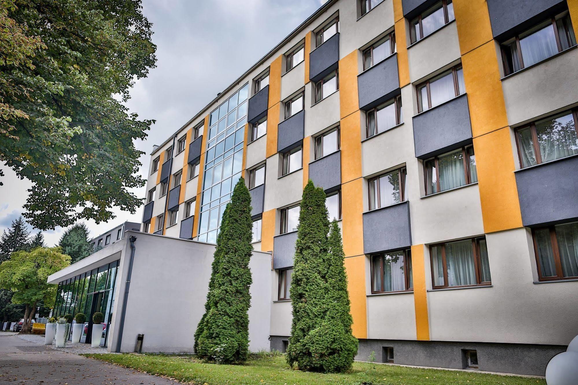 Boutique Hotel's Kwiska - Legnicka Aparthotel