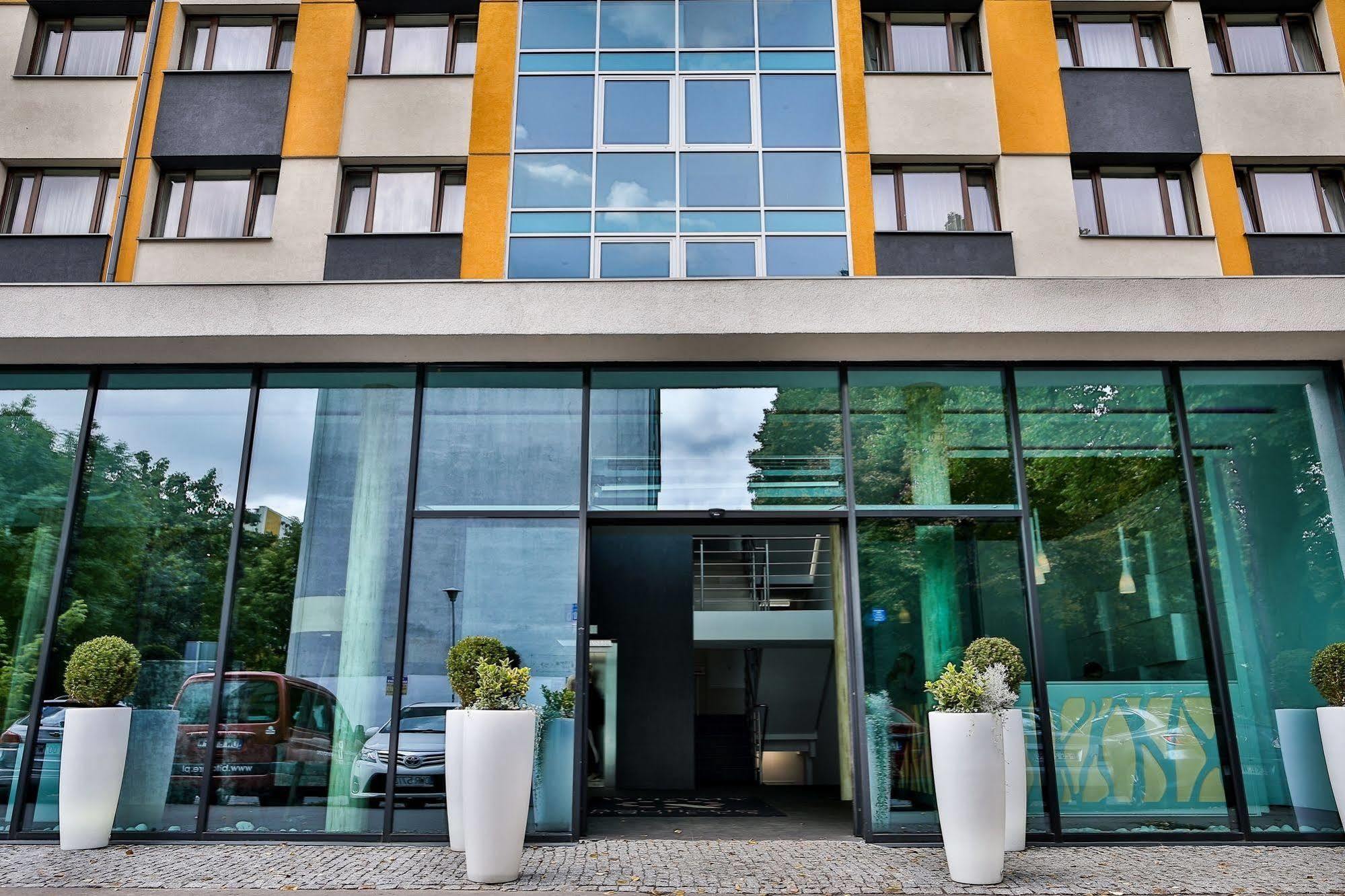 Aparthotel Boutique Hotel's Kwiska - Legnicka 3*